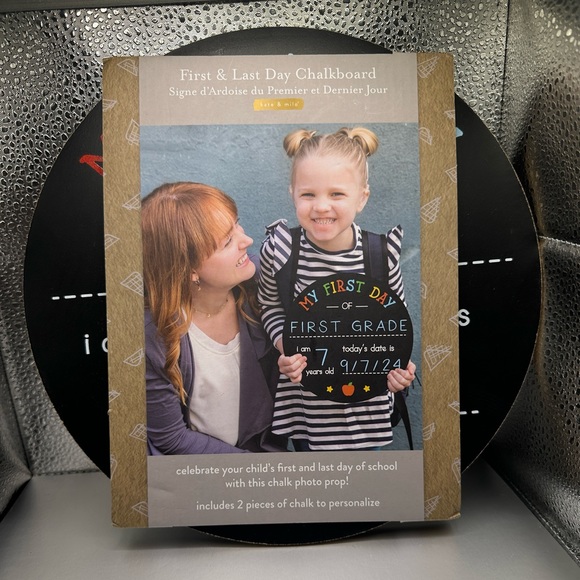 First & Last Day Chalkboard - Picture 1 of 2